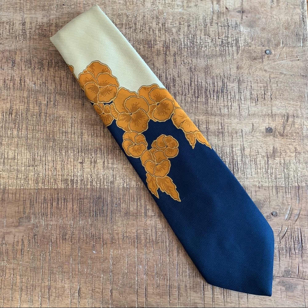 Vintage Tie